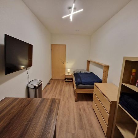 Einzelzimmer In Ruhiger Lage --- Check-In Mit Schluesselkasten Meppen Exteriör bild