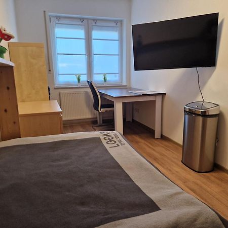 Einzelzimmer In Ruhiger Lage --- Check-In Mit Schluesselkasten Meppen Exteriör bild
