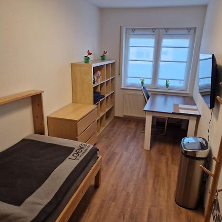 Einzelzimmer In Ruhiger Lage --- Check-In Mit Schluesselkasten Meppen Exteriör bild